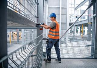 Narzędzia akumulatorowe Wkrętarki i zakrętarki akumulatorowe Bosch GDS 18V-1000 C