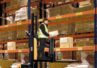 Wózki do kompletacji zamówień Caterpillar NOL10P 