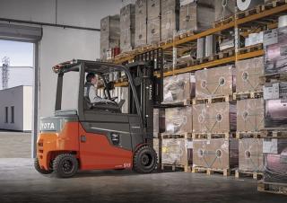 Wózki widłowe elektryczne Toyota 9 FBMK 30T 