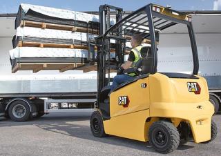 Wózki widłowe elektryczne Caterpillar EP35AN