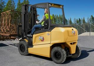 Wózki widłowe elektryczne Caterpillar EP50CN