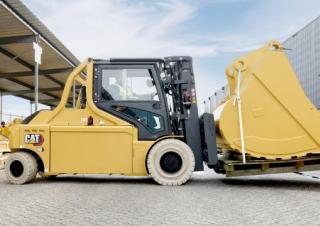 Wózki widłowe elektryczne Caterpillar EP80N