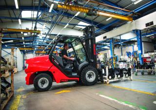 Wózki widłowe z silnikiem wysokoprężnym Manitou MSI 35 T