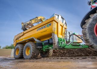 Technologia transportu Wywrotki Joskin TRANS-KTP 24/54