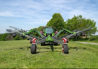 Zgrabiarki rotorowe Fendt Former 860 C Pro