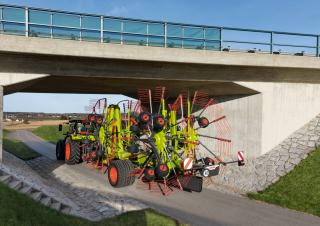 Zgrabiarki rotorowe Claas Liner 4700 Business