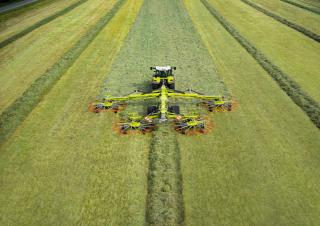 Zgrabiarki rotorowe Claas Liner 4800 Business pro 