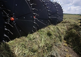 Zgrabiarki rotorowe Kuhn SR 800