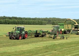Zgrabiarki rotorowe Krone Swadro 2000