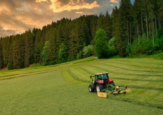 Zgrabiarki rotorowe Krone Swadro S 380 Highland
