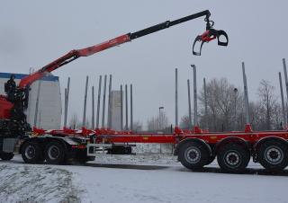 Żurawie do załadunku drewna Cranab TZ 18.2 D900
