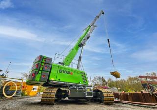 Żurawie gąsienicowe — wysięgnik teleskopowy Sennebogen 6103 E