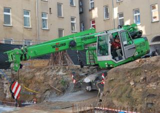 Żurawie samojezdne — wysięgnik teleskopowy Sennebogen 613E