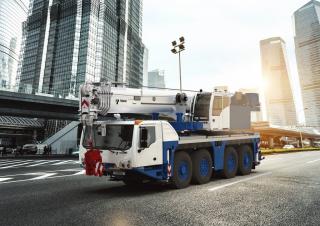 Żurawie szosowo-terenowe Tadano AC 4.070-2