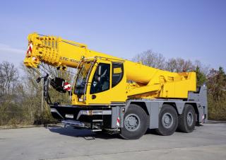 Żurawie szosowo-terenowe Liebherr LTC 1050-3.1 