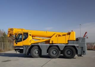 Żurawie szosowo-terenowe Liebherr LTC 1050-3.1 