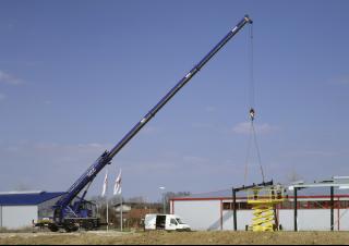 Żurawie szosowo-terenowe Liebherr LTM 1030-2.1 