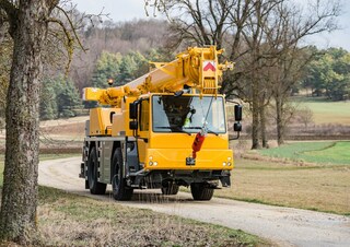 Żurawie szosowo-terenowe Liebherr LTM 1030-2.1 