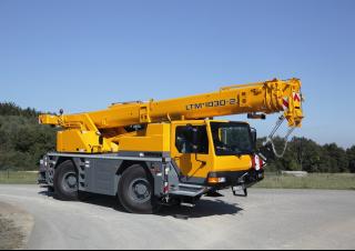Żurawie szosowo-terenowe Liebherr LTM 1030-2.1 