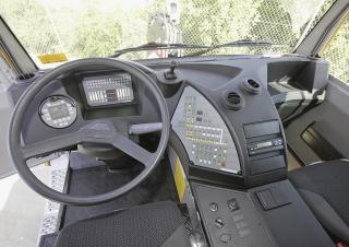 Żurawie szosowo-terenowe Liebherr LTM 1040-2.1 