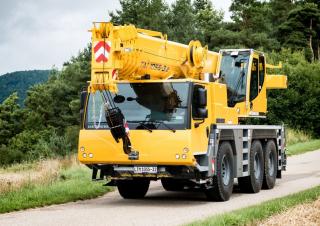 Żurawie szosowo-terenowe Liebherr LTM 1055-3.2 