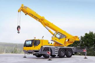 Żurawie szosowo-terenowe Liebherr LTM 1055-3.2 