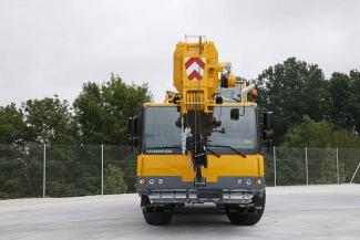 Żurawie szosowo-terenowe Liebherr LTM 1055-3.2 