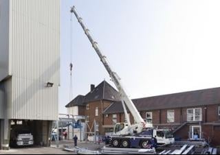 Żurawie szosowo-terenowe Liebherr LTM 1060-3.1 
