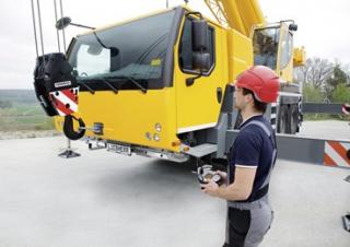 Żurawie szosowo-terenowe Liebherr LTM 1060-3.1 
