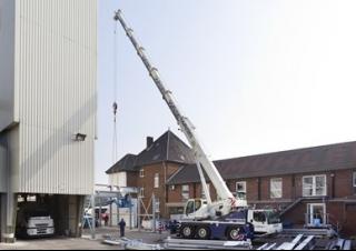 Żurawie szosowo-terenowe Liebherr LTM 1060-3.1 