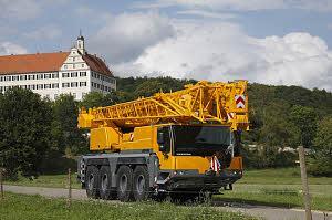 Żurawie szosowo-terenowe Liebherr LTM 1070-4.2 