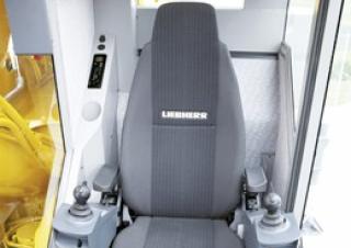 Żurawie szosowo-terenowe Liebherr LTM 1070-4.2 