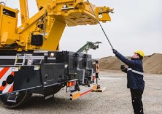 Żurawie szosowo-terenowe Liebherr LTM 1090-4.2 