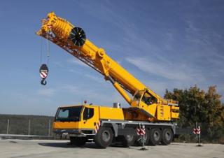 Żurawie szosowo-terenowe Liebherr LTM 1095-5.1 