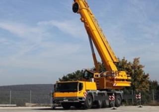 Żurawie szosowo-terenowe Liebherr LTM 1095-5.1 