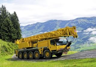 Żurawie szosowo-terenowe Liebherr LTM 1095-5.1 