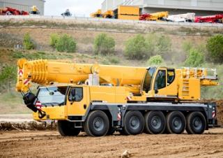 Żurawie szosowo-terenowe Liebherr LTM 1100-5.2 