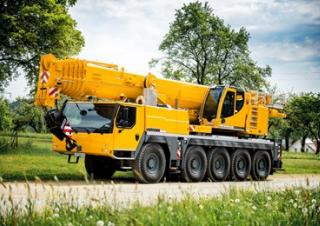 Żurawie szosowo-terenowe Liebherr LTM 1100-5.2 