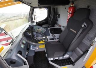 Żurawie szosowo-terenowe Liebherr LTM 1100-5.2 