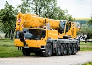 Żurawie szosowo-terenowe Liebherr LTM 1100-5.2 