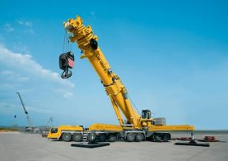 Żurawie szosowo-terenowe Liebherr LTM 11200-9.1 