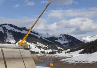 Żurawie szosowo-terenowe Liebherr LTM 1130-5.1 