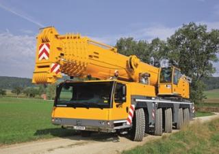 Żurawie szosowo-terenowe Liebherr LTM 1200-5.1 