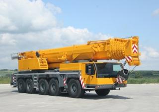 Żurawie szosowo-terenowe Liebherr LTM 1200-5.1 