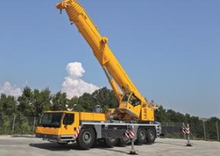 Żurawie szosowo-terenowe Liebherr LTM 1200-5.1 