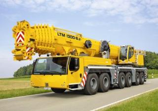 Żurawie szosowo-terenowe Liebherr LTM 1300-6.2 