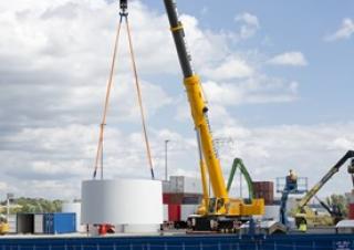 Żurawie szosowo-terenowe Liebherr LTM 1300-6.2 