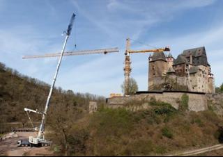Żurawie szosowo-terenowe Liebherr LTM 1350-6.1 