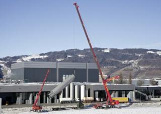 Żurawie szosowo-terenowe Liebherr LTM 1350-6.1 