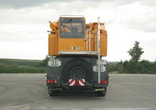 Żurawie szosowo-terenowe Liebherr LTM 1500-8.1